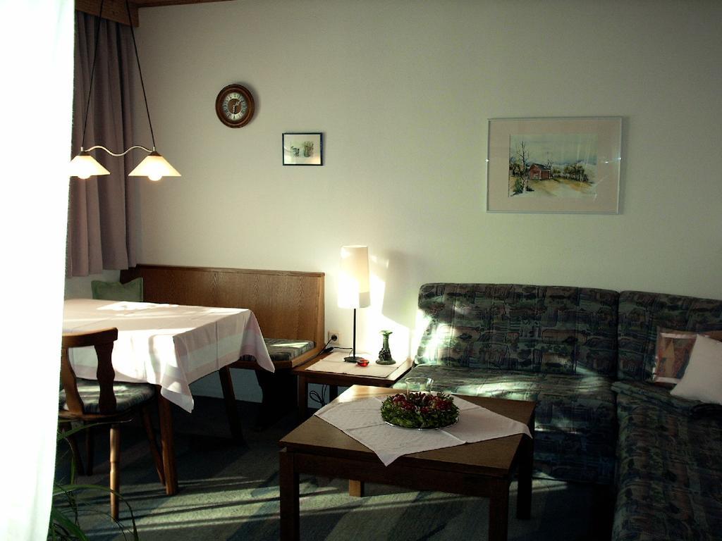Haus Roedlach-Arendt Leutasch Extérieur photo